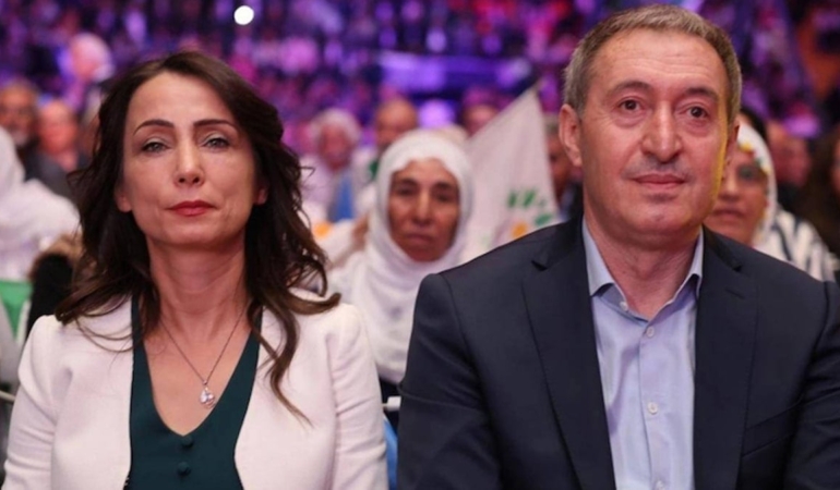 ankara-arastirma-ve-danismanlik-2025-secmen-gundemi-arastirmasi-sonuclarini-acikladi-UIklhSEG.jpg
