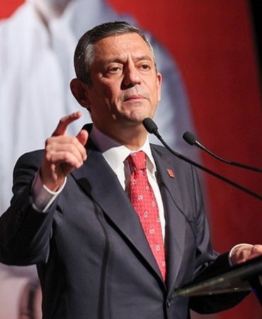 chpde-olaganustu-saatler-kayyuma-gecit-yok-mesajiyla-kurultaya-gidiliyor-h8cWekc2.jpg