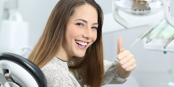 Ergenlikte Diş Sağlığına Dikkat! Gençlerin Ağız Bakımı Hayati Önem Taşıyor