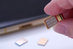 google-esim-verilerini-bulut-uzerinden-yedekleyerek-kullanicilarin-cihaz-gecisini-kolaylastiracak-zLCYwP7Q.jpg