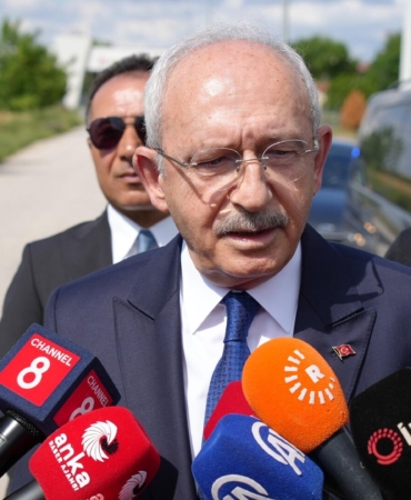 kilicdaroglundan-nevsin-mengu-ve-emrah-gulsunara-suc-duyurusu-WlPuNwIW.jpg