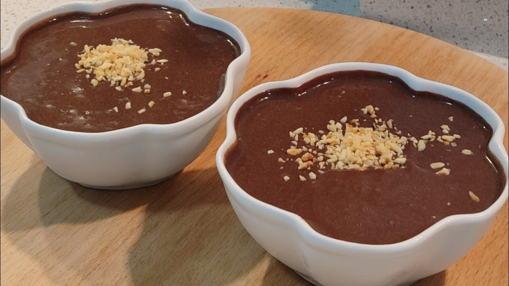 Yumurtalı ile Yapılan Fenomen Muzlu Puding tarifi