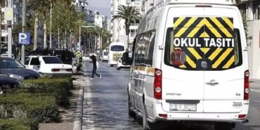 okul-servis-araclarinda-15-yas-siniri-1-yil-daha-uzatildi-servisciler-rahat-nefes-aldi-iAQ1cd5U.jpg