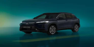 toyota-corolla-cross-hybridin-2025-modelini-tanitti-yeniliklerle-dolu-55YbYe2h.webp