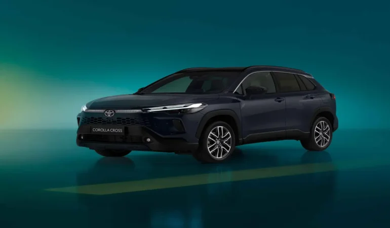 toyota-corolla-cross-hybridin-2025-modelini-tanitti-yeniliklerle-dolu-55YbYe2h.webp