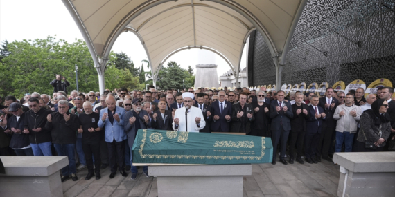 Türk Müziği Bir Çınarını Daha Kaybetti: İlhan Şeşen Son Yolculuğuna Uğurlandı