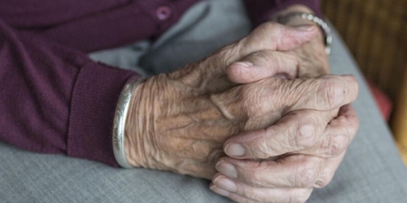 Yaşlıların Yüzü Gülüyor: 2025 YADES Başvuruları Başladı! İşte Detaylar