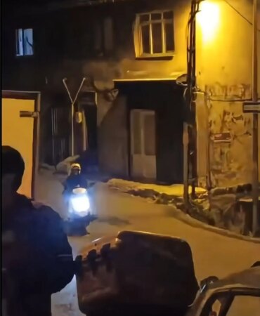 kapida-odeme-yontemiyle-cok-sayida-yemek-siparisi-verildi-faPmItfZ.jpg