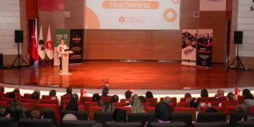 keciorende-bagimlilikla-mucadelede-annelere-cagri-gelecegi-birlikte-koruyalim-1TWtURGU.webp