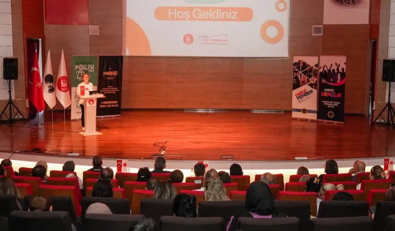 keciorende-bagimlilikla-mucadelede-annelere-cagri-gelecegi-birlikte-koruyalim-1TWtURGU.webp