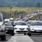 kurban-bayraminda-trafik-tedbirleri-sikilastirildi-agir-tasitlara-kisitlama-5YyBLRTe.jpg