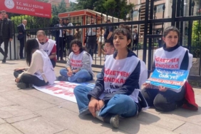 ozel-sektor-ogretmenleri-kadikoyden-ankaraya-buyuk-ogretmen-yuruyusu-baslatti-mXF4IHvg.jpg