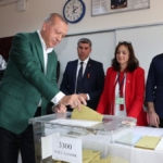 son-ankette-vatandas-erdoganin-yeniden-adayligina-yesil-isik-yakmadi-akp-ve-mhp-ayrintisi-TLmFL1fn.jpg