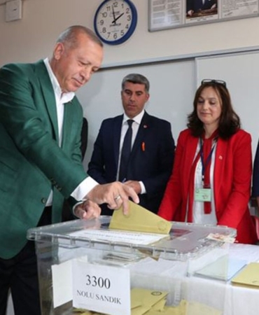 son-ankette-vatandas-erdoganin-yeniden-adayligina-yesil-isik-yakmadi-akp-ve-mhp-ayrintisi-TLmFL1fn.jpg