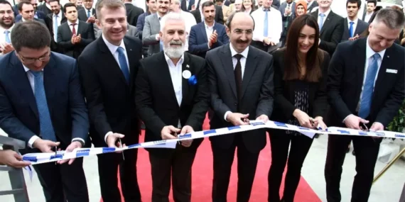 ZEISS’tan Ankara’ya Dev Teknoloji Üssü! 1300 Metrekarelik Müşteri Merkezi Açıldı