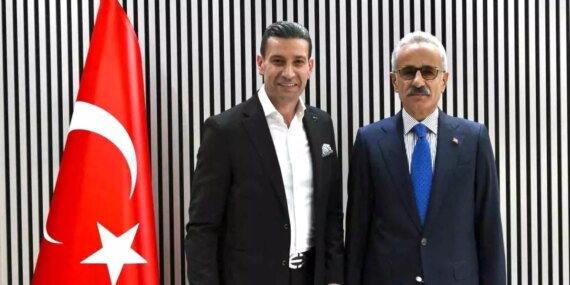 Ulaştırma Bakanı Uraloğlu’ndan Türkiye Boks Federasyonu’na Destek Ziyareti